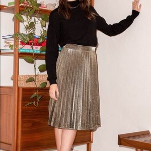 LuLu’s Star Shine Gold Pleated Midi Skirt